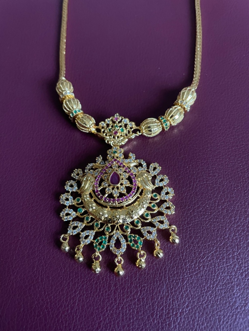 Gold-Tone Green & red Statement Pendant Necklace
